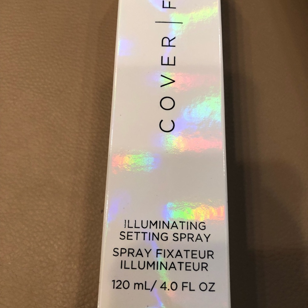 Cover FX Illuminating spray